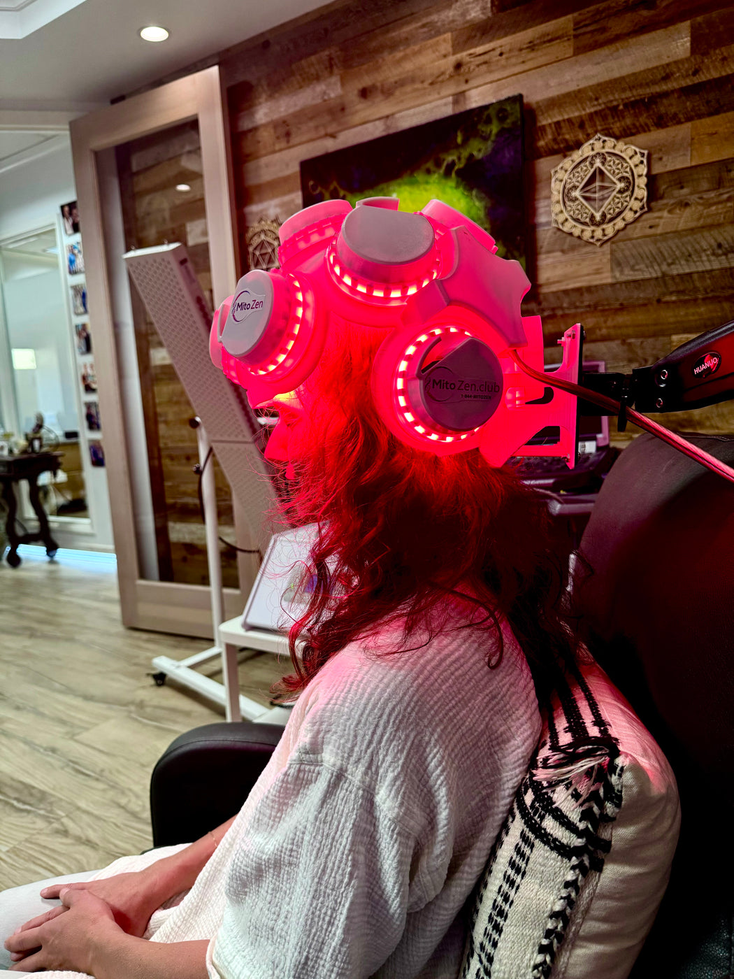 Helios Red & Infrared Helmet - Photobiomodulation | Mitozen – Mitozen-store